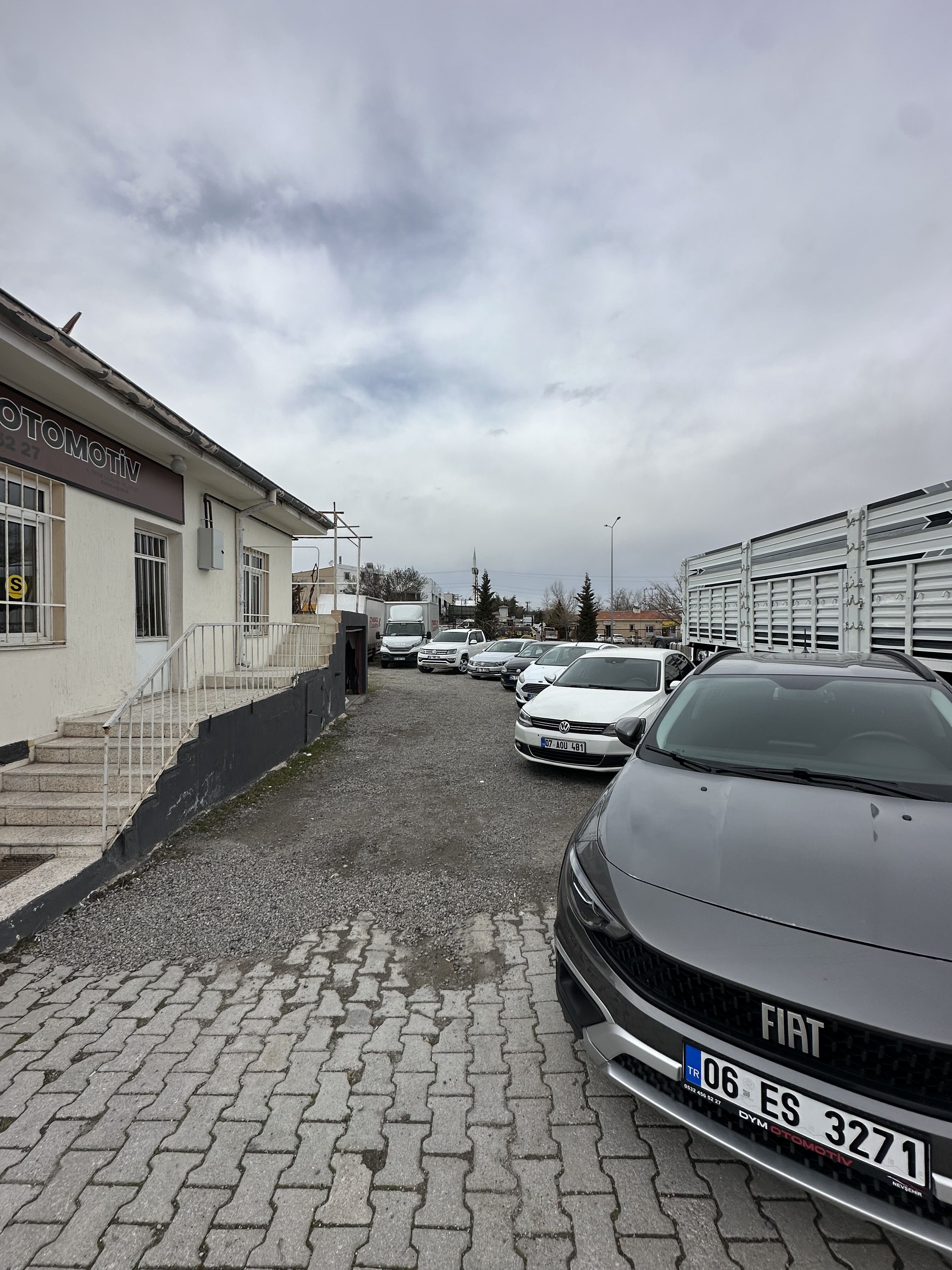 DYM MOTORS