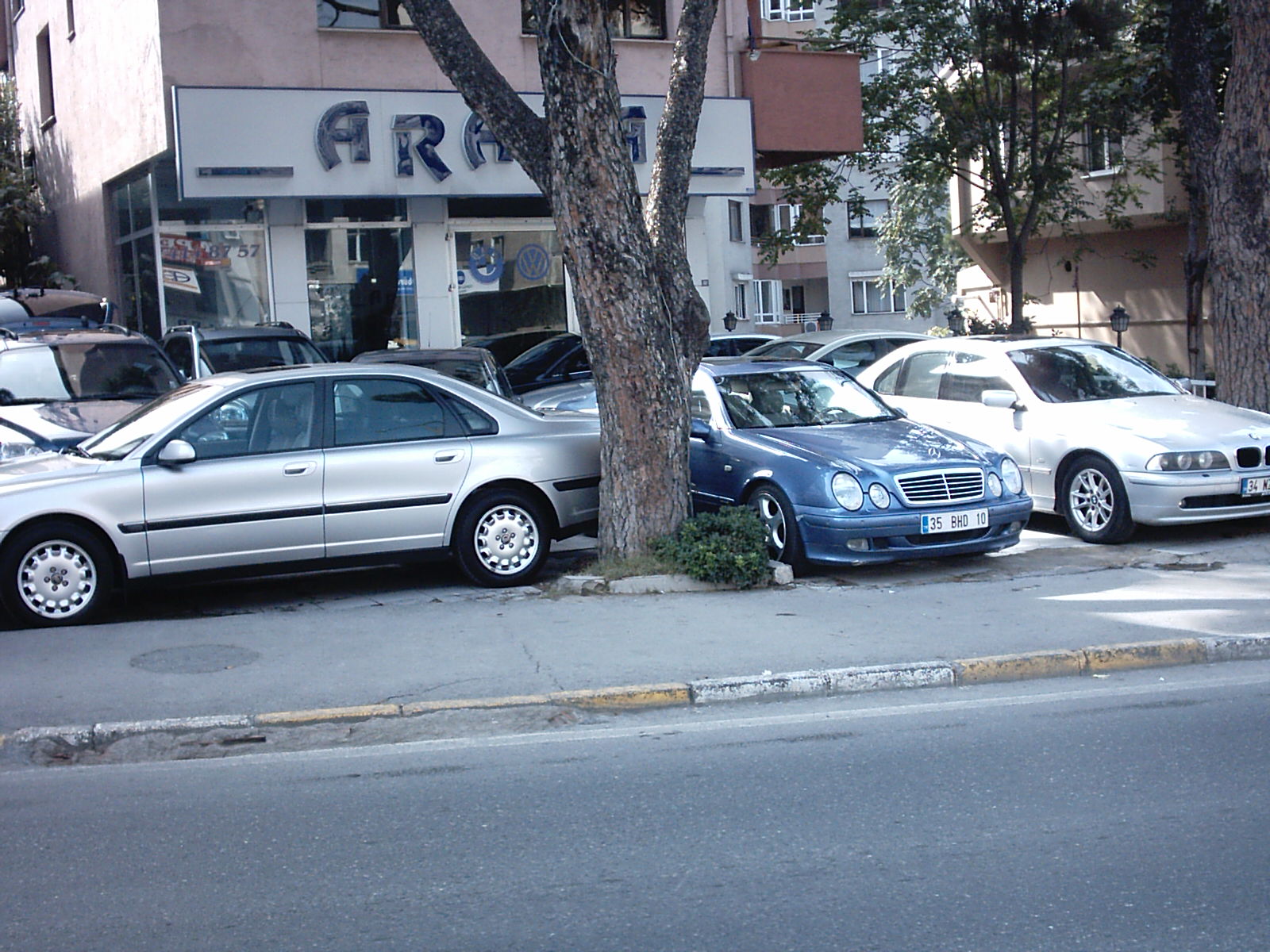 ARABA OTOMOTİV