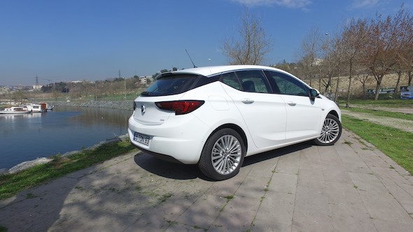 Opel Astra HB 