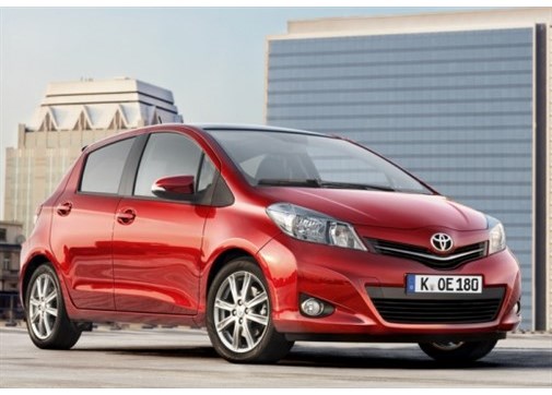 Toyota Yaris 1.33 Style Red Multidrive S Toyota Yaris 1.33 Style Red Multidrive S