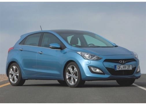 Hyundai i30 1.6 CRDI Blue Drive Manuel Hyundai i30 1.6 CRDI Blue Drive Manuel