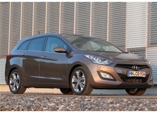 Hyundai i30 1.6 CRDI Style DCT Hyundai i30 1.6 CRDI Style DCT